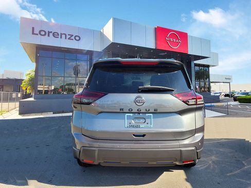 New 2026 Nissan Rogue SV image 5