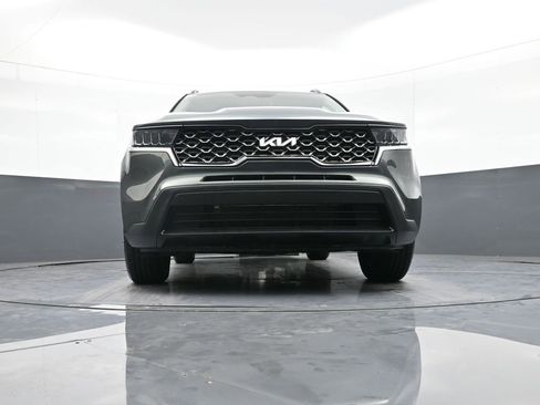 Certified 2023 Kia Sorento S w/ Panoramic Sunroof Package image 28