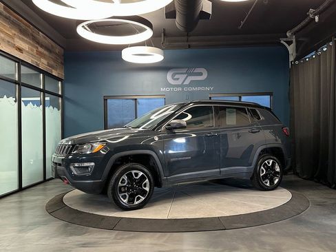 Used 2017 Jeep Compass Trailhawk w/ Navigation Group AWD/4WD image 7