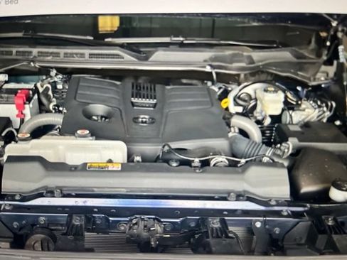 Used 2023 Toyota Tundra Platinum AWD/4WD image 16