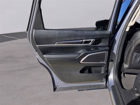 Used 2024 Kia Telluride S w/ S Sunroof Package FWD image 28