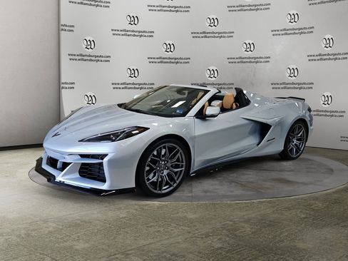 Used 2024 Chevrolet Corvette Z06 RWD image 1