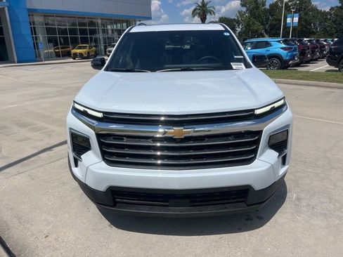 New 2026 Chevrolet Traverse LT w/ Enhanced Driving Package image 12