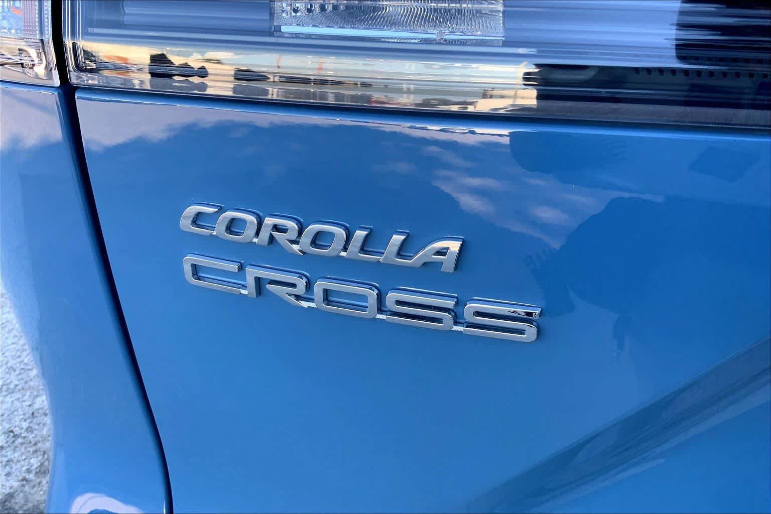 Used 2026 Toyota Corolla Cross LE FWD image 10