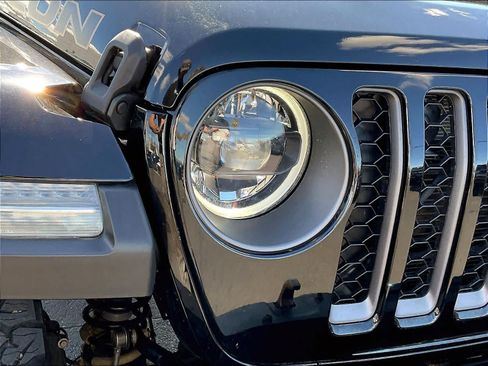 Used 2023 Jeep Wrangler Unlimited Rubicon 392 w/ Xtreme Recon 35" Tire Package AWD/4WD image 30