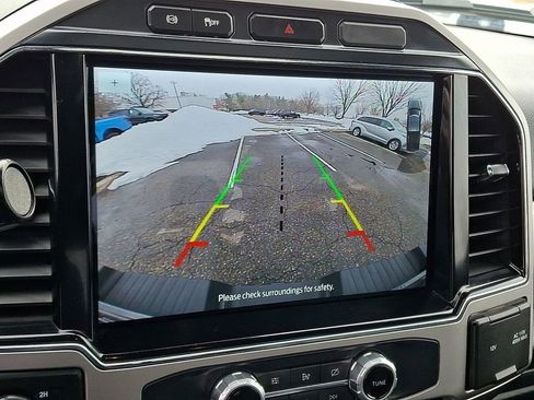 Used 2022 Ford F350 Lariat w/ Black Appearance Package image 4