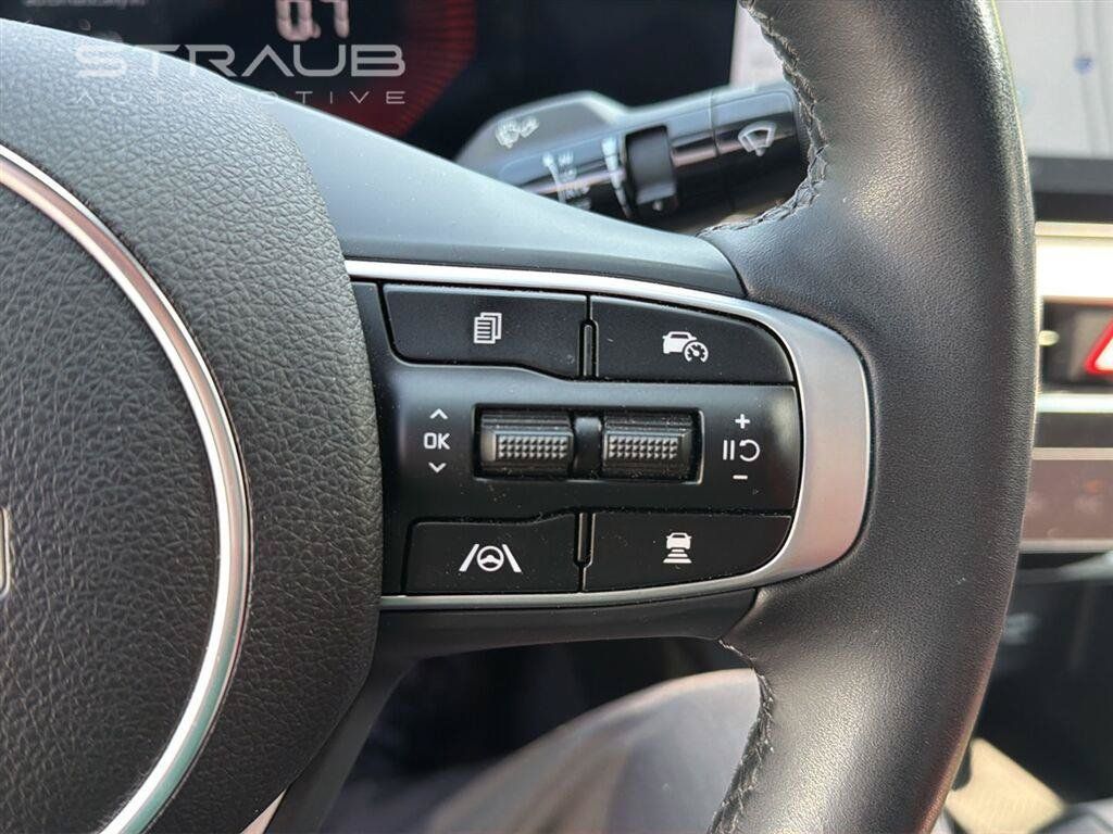 Used 2025 Kia K5 GT-Line w/ GT-Line Premium Package AWD/4WD image 10