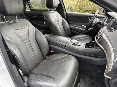 Used 2016 Mercedes-Benz S 550 Sedan image 14
