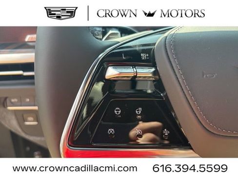 New 2026 Cadillac Escalade ESV Platinum Sport w/ LPO, ONYX Package AWD/4WD image 14