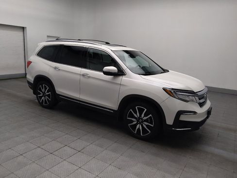 Used 2019 Honda Pilot Touring image 11
