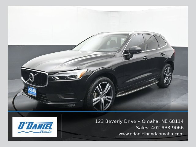 Used 2021 Volvo XC60 T5 Momentum AWD/4WD image 1