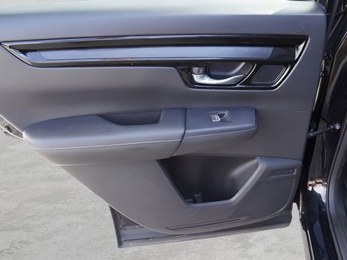 Used 2025 Honda CR-V EX-L image 9