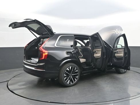 New 2026 Volvo XC90 B6 Plus AWD/4WD image 38