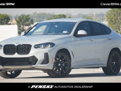 New 2025 BMW X4 xDrive30i w/ Premium Package