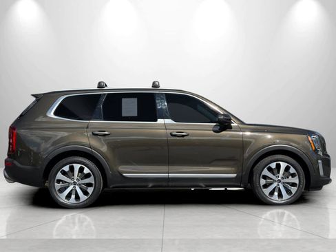 Used 2020 Kia Telluride S FWD image 8