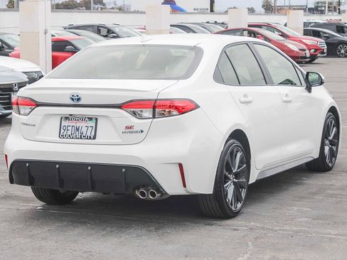 Certified 2023 Toyota Corolla SE FWD image 9