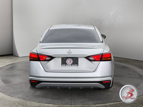 Used 2022 Nissan Altima 2.5 S image 6