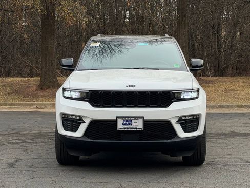 New 2025 Jeep Grand Cherokee Limited image 4