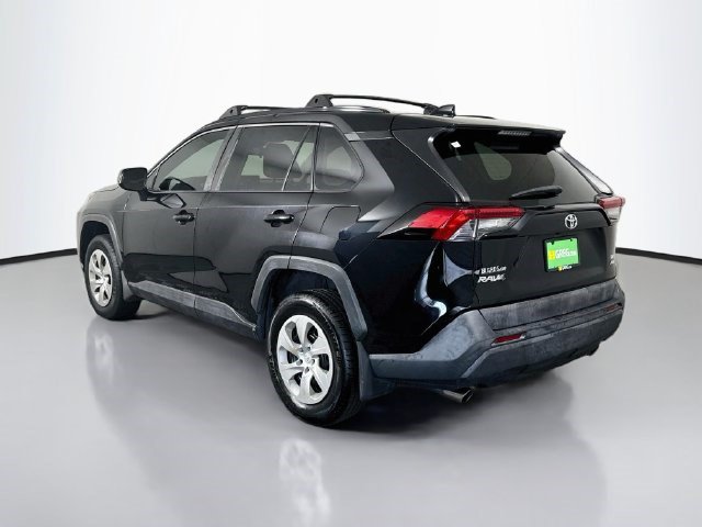 Used 2019 Toyota RAV4 LE FWD image 7