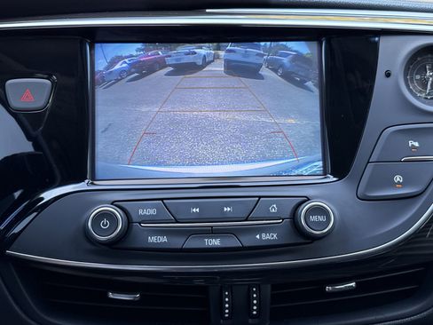 Used 2019 Buick Envision Essence image 24