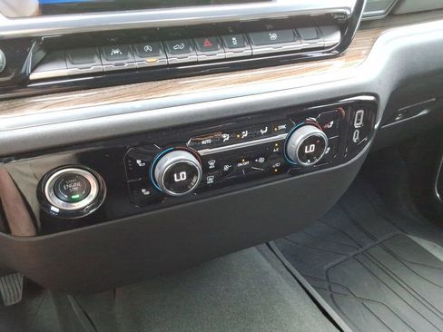 Certified 2024 Chevrolet Silverado 1500 RST AWD/4WD image 33