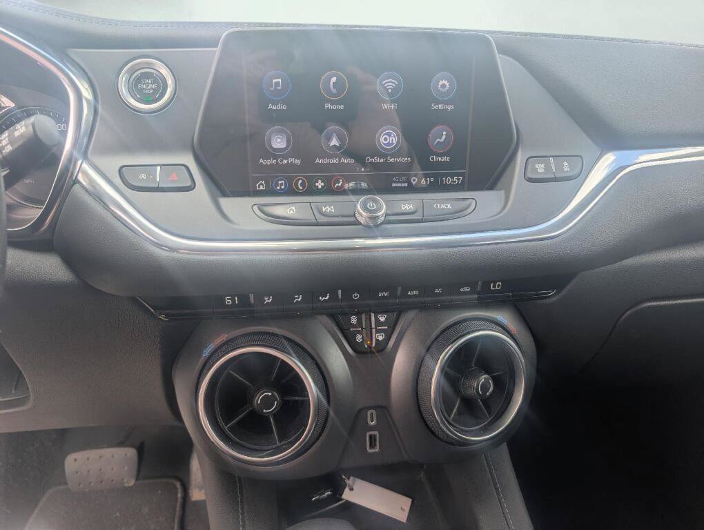 Used 2022 Chevrolet Blazer LT AWD/4WD image 11