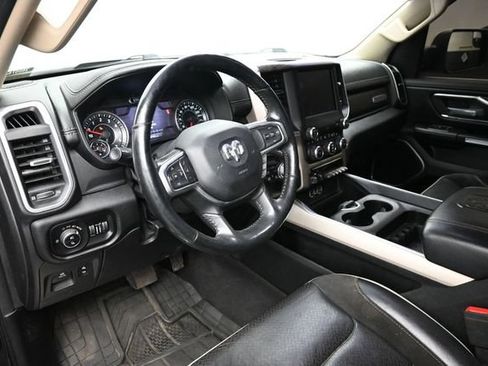 Used 2020 RAM 1500 Laramie AWD/4WD image 7