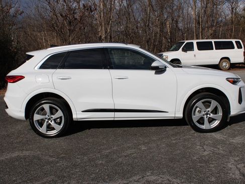 New 2025 Audi Q5 Premium Plus image 9