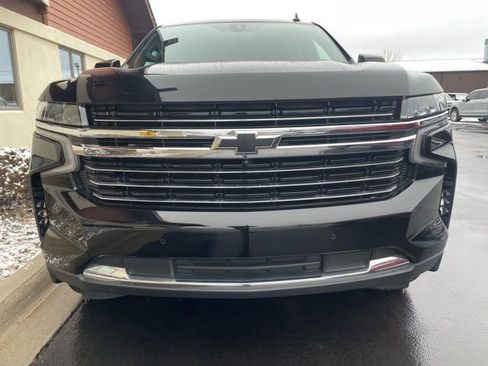 Used 2022 Chevrolet Tahoe LT w/ LT Signature Package image 14