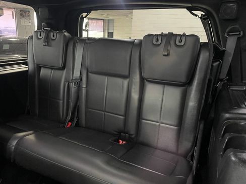 Used 2014 Lincoln Navigator 4WD image 22