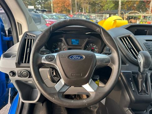 Used 2017 Ford Transit 250 148 Medium Roof image 21