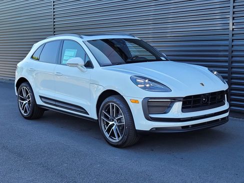 New 2026 Porsche Macan AWD/4WD image 9