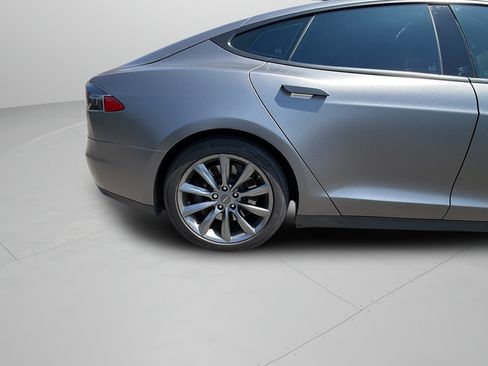 Used 2015 Tesla Model S 85D AWD/4WD image 33