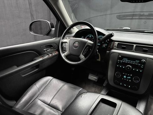 Used 2013 GMC Yukon XL SLT image 38