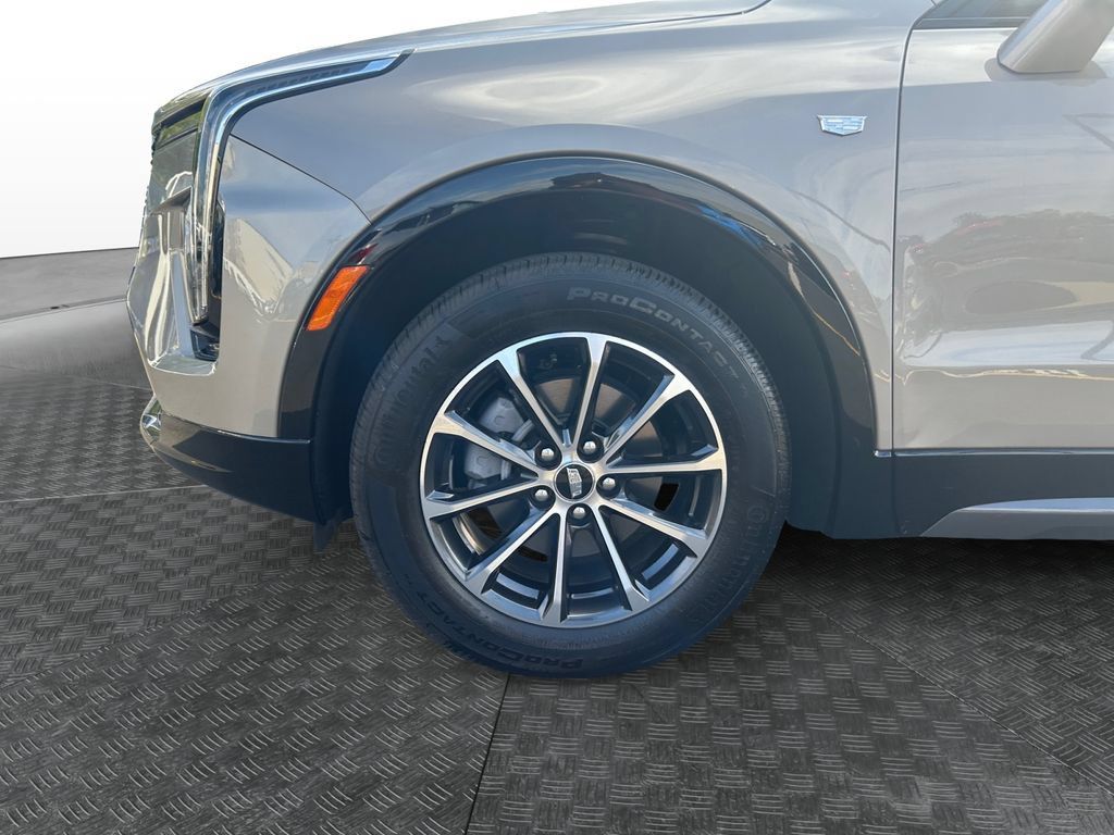 Used 2024 Cadillac XT4 Sport AWD/4WD image 14