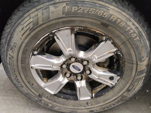 Used 2015 Ford F150 XLT w/ Equipment Group 302A Luxury image 31