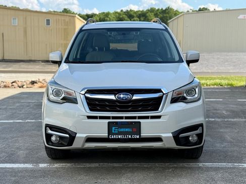 Used 2017 Subaru Forester 2.5i Limited AWD/4WD image 2