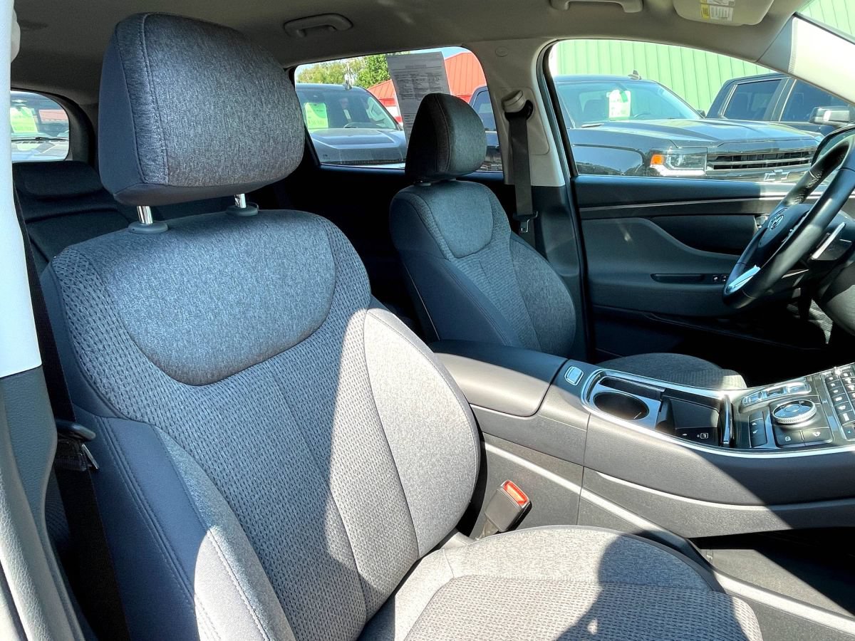 Used 2023 Hyundai Santa Fe SEL AWD/4WD image 10