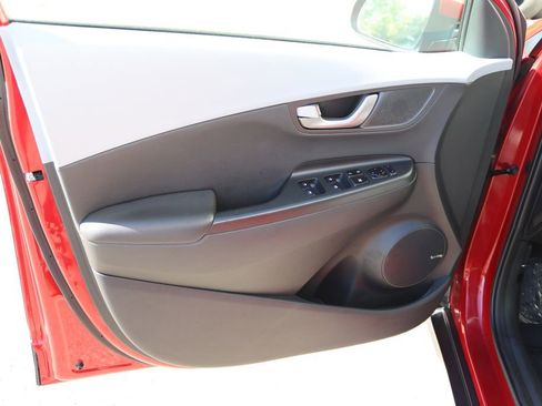Used 2021 Hyundai Kona Ultimate FWD image 24