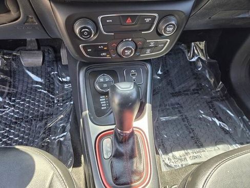 Used 2020 Jeep Compass Trailhawk AWD/4WD image 6