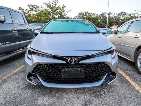 Used 2025 Toyota Corolla SE FWD image 4