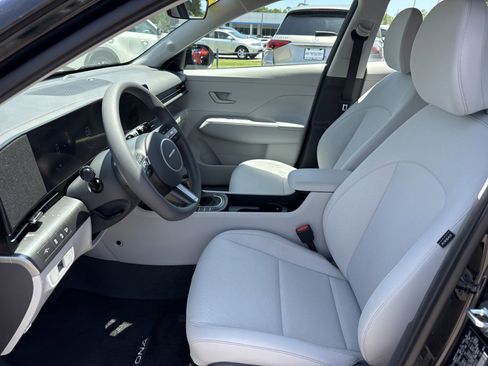 Certified 2026 Hyundai Kona SE FWD image 11