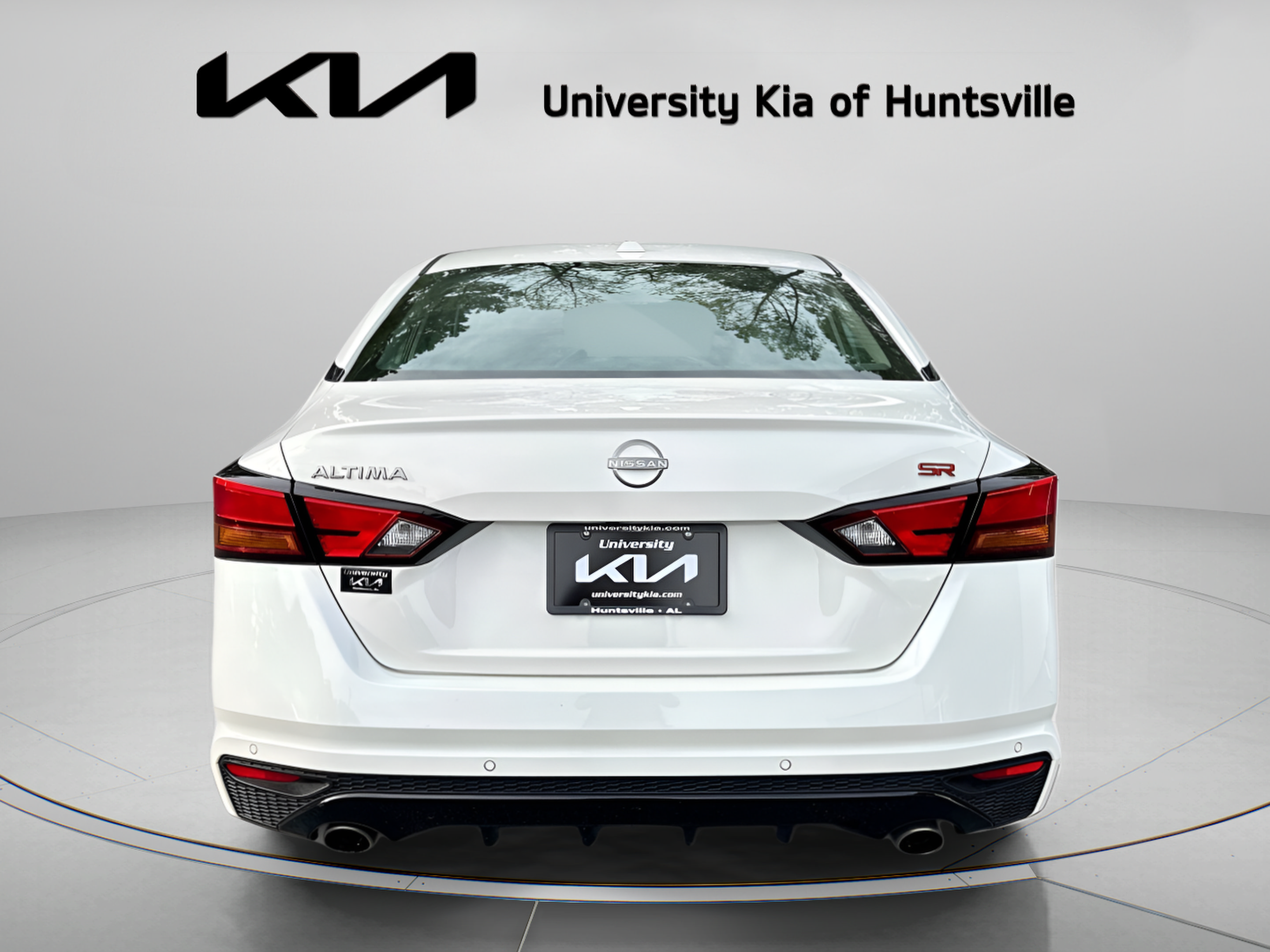 Used 2025 Nissan Altima 2.5 SR FWD image 7