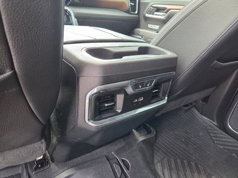 Used 2024 GMC Sierra 1500 Denali w/ Denali Reserve Package AWD/4WD image 10