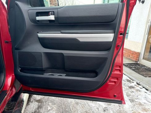 Used 2016 Toyota Tundra SR5 w/ SR5 Upgrade Package image 15