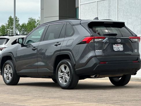 Used 2025 Toyota RAV4 XLE image 6