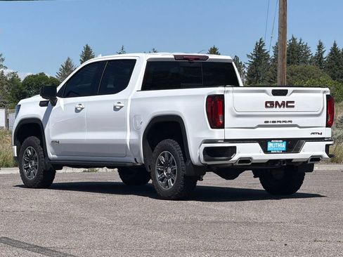 Used 2024 GMC Sierra 1500 AT4 w/ Technology Package AWD/4WD image 6
