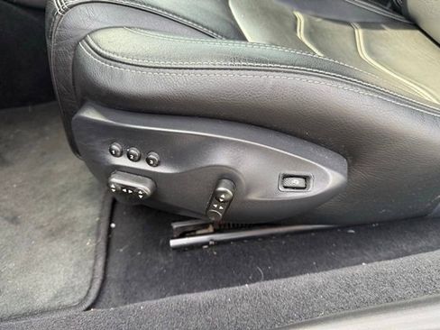 Used 2012 Maserati GranTurismo Sport RWD image 21