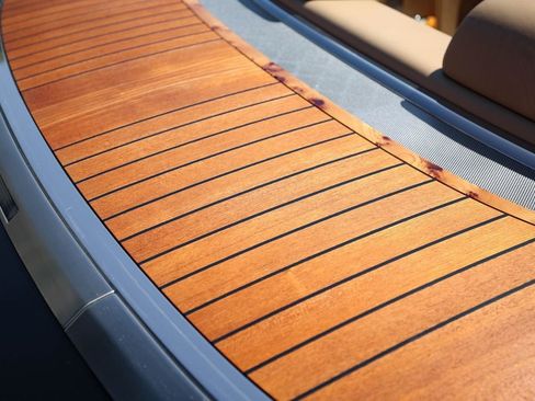 Used 2010 Rolls-Royce Phantom Drophead Coupe image 18