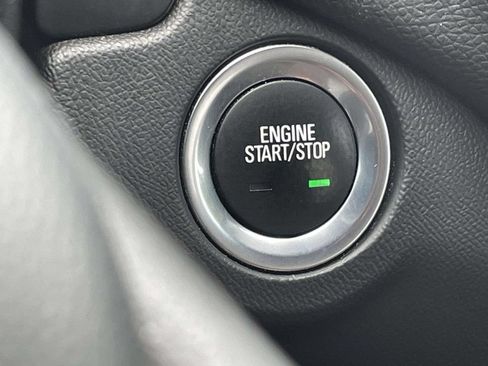 Used 2023 Chevrolet Equinox LT AWD/4WD image 27